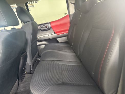 Used 2021 Toyota Tacoma SR5 image 20