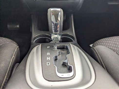 Used 2017 Dodge Journey SE image 12