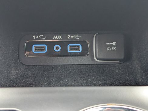 Used 2020 Jeep Grand Cherokee Altitude RWD image 24