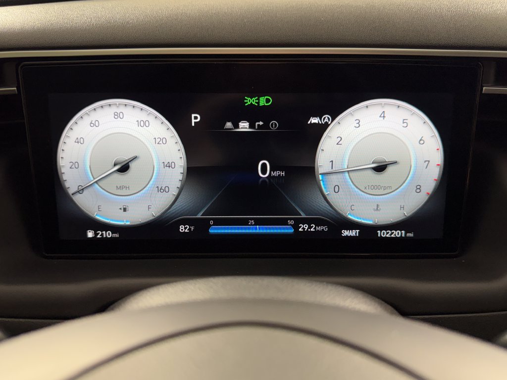 Used 2022 Hyundai Tucson Limited w/ Cargo Package FWD image 17