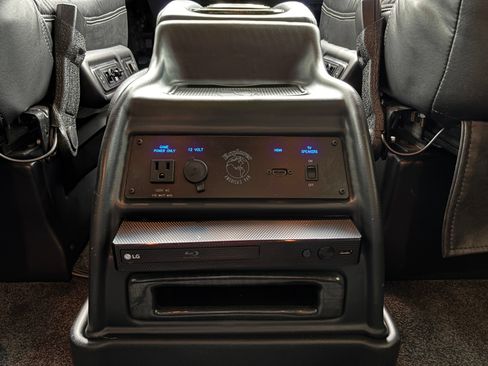Used 2024 Mercedes-Benz Sprinter 2500 image 49