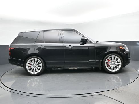 Used 2019 Land Rover Range Rover Supercharged image 3