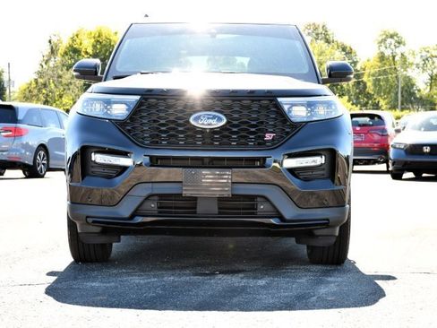 Used 2020 Ford Explorer ST w/ Premium Technology Package image 2