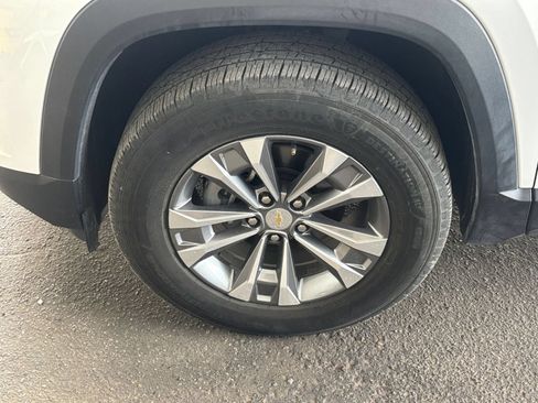 Used 2025 Chevrolet Equinox LT FWD image 31