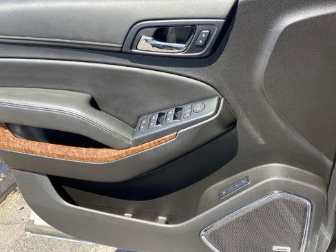 Used 2020 Chevrolet Tahoe Premier AWD/4WD image 19