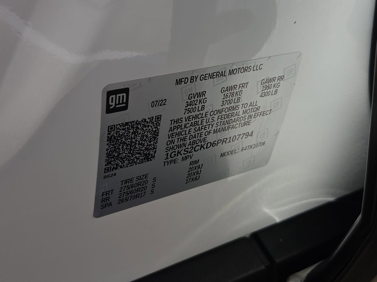 Used 2023 GMC Yukon AT4 w/ Technology Package AWD/4WD image 38