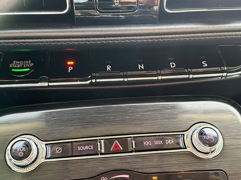 Used 2021 Lincoln Nautilus Reserve w/ Equipment Group 201A image 23