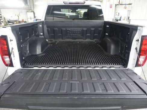 Used 2023 GMC Sierra 1500 SLE AWD/4WD image 22