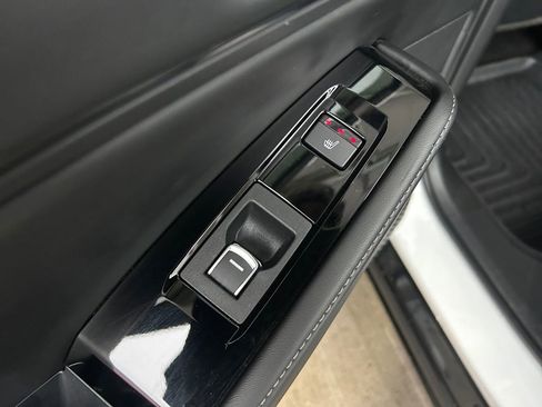 Used 2023 Honda Accord Touring image 35