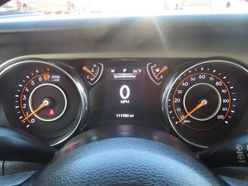 Used 2019 Jeep Wrangler Sport AWD/4WD image 25