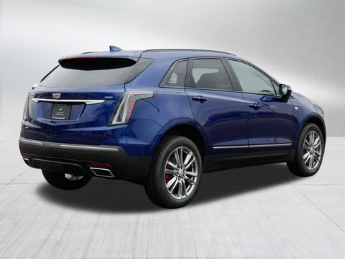 New 2026 Cadillac XT5 Sportv w/ LPO, Floor Liner Package image 6