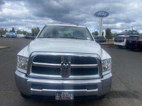 Used 2017 RAM 2500 Tradesman w/ Chrome Appearance Group AWD/4WD image 2