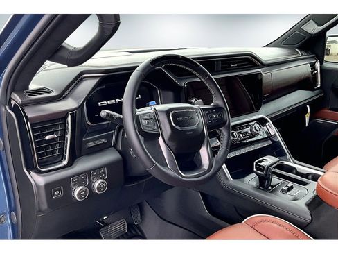 New 2026 GMC Sierra 1500 Denali Ultimate AWD/4WD image 7