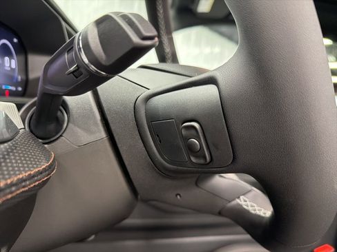 New 2026 Jeep Cherokee Laredo image 19