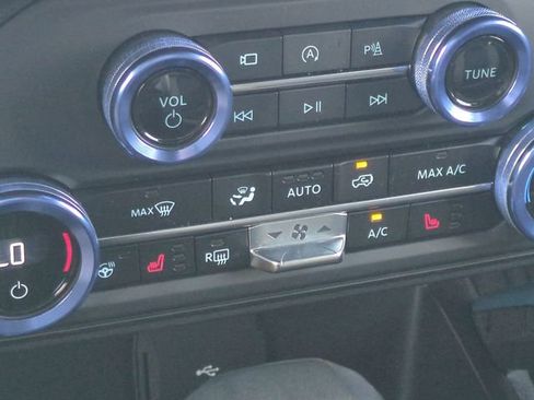 Used 2024 Ford Bronco Wildtrak AWD/4WD image 26
