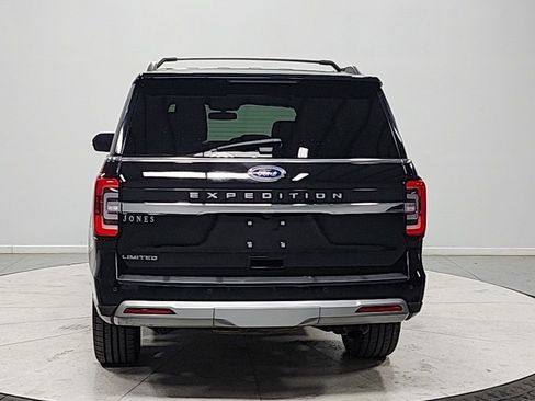 Used 2024 Ford Expedition Limited AWD/4WD image 6