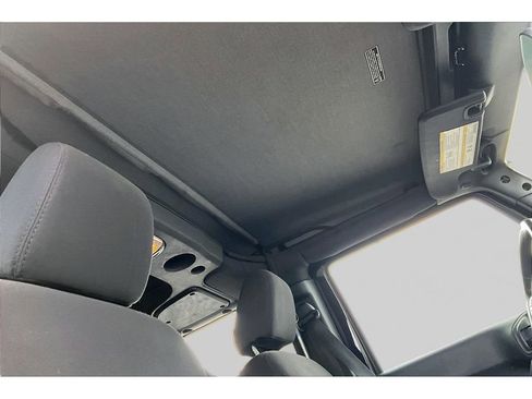 Used 2015 Jeep Wrangler Unlimited Sport w/ Max Tow Package AWD/4WD image 19