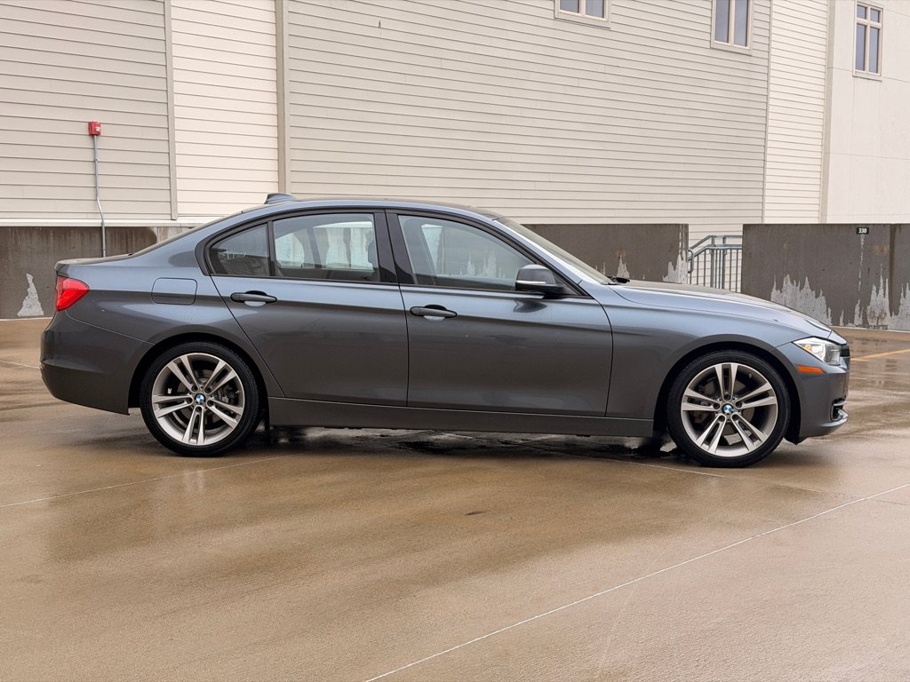 Used 2015 BMW 328i Sedan RWD image 2