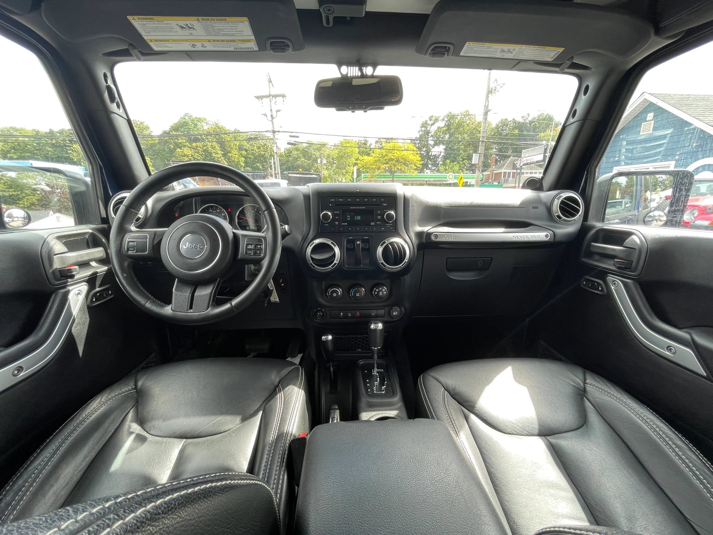 Used 2013 Jeep Wrangler Rubicon w/ Dual Top Group AWD/4WD image 19