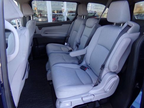 Used 2021 Honda Odyssey EX image 10