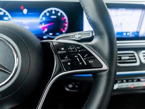 Used 2024 Mercedes-Benz GLE 450 4MATIC w/ Winter Package image 25
