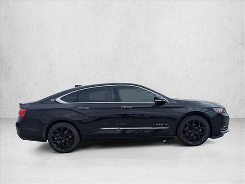 Used 2017 Chevrolet Impala Premier FWD image 4