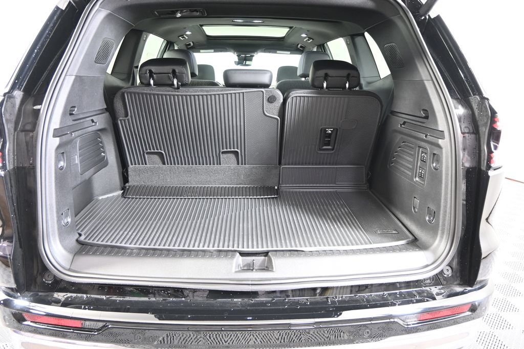 Used 2026 GMC Acadia Denali w/ Super Cruise Package AWD/4WD image 17