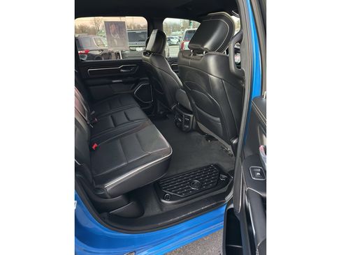 Used 2024 RAM 1500 Laramie image 13