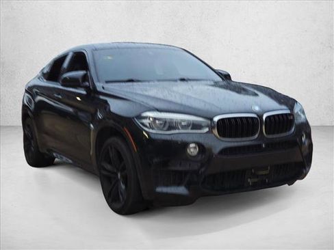 Used 2019 BMW X6 M w/ Executive Package image 3
