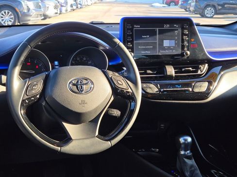 Used 2021 Toyota C-HR XLE image 20
