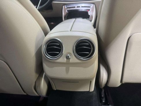 Used 2021 Mercedes-Benz E 350 Sedan image 39