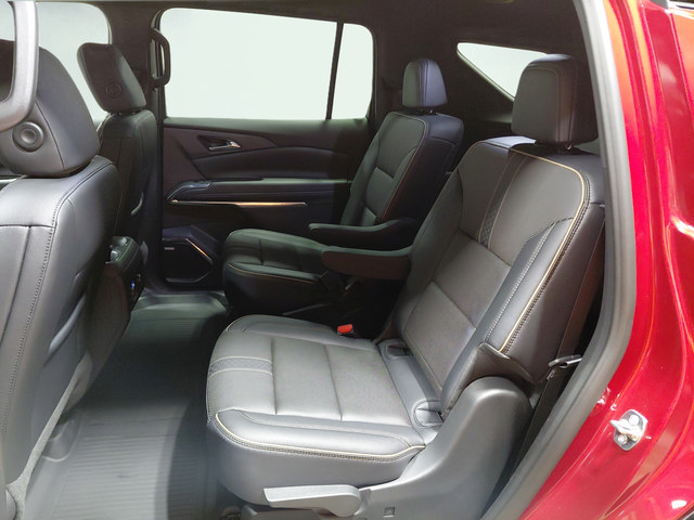 Used 2026 Chevrolet Traverse High Country w/ LPO, Floor Liner Package AWD/4WD image 19