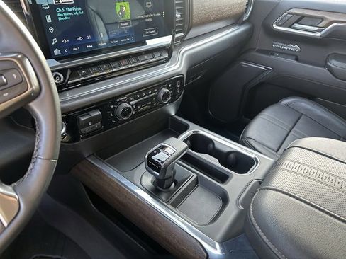 Used 2023 Chevrolet Silverado 1500 High Country w/ High Country Premium Package image 11