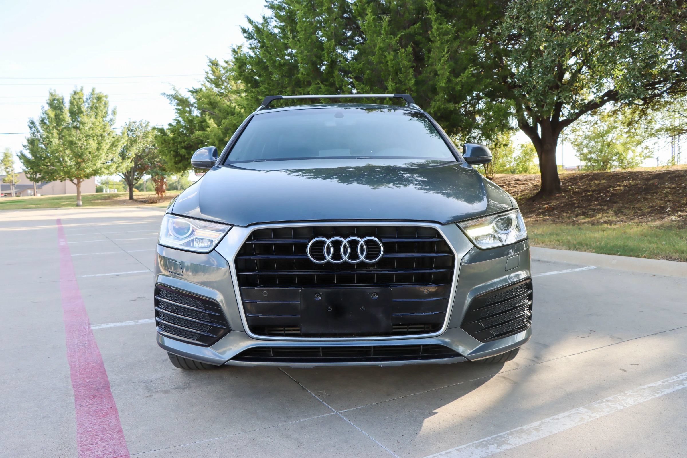 Used 2018 Audi Q3 2.0T Premium FWD image 2