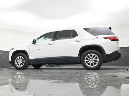 Used 2021 Chevrolet Traverse LS FWD image 21