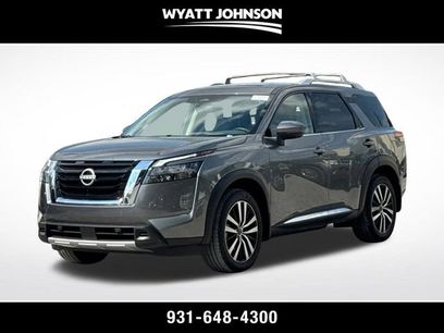 Used 2025 Nissan Pathfinder Platinum