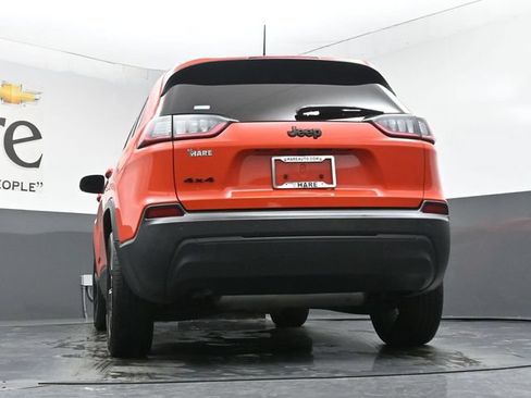 Used 2021 Jeep Cherokee Latitude Plus AWD/4WD image 54