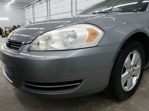 Used 2007 Chevrolet Impala LT FWD image 5