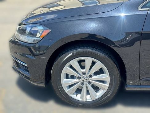 Used 2019 Volkswagen Golf S AWD/4WD image 19