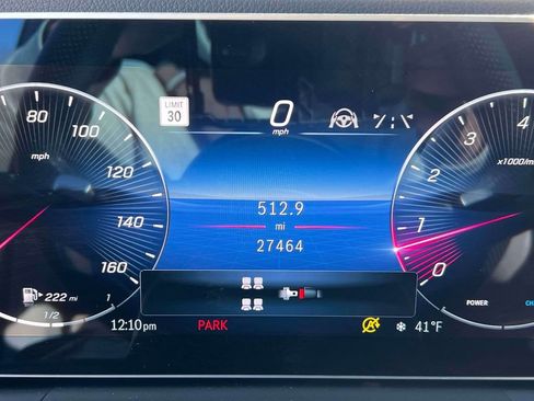 Used 2024 Mercedes-Benz GLS 580 4MATIC image 28