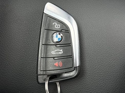 Used 2024 BMW X4 xDrive30i AWD/4WD image 27