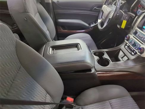 Used 2020 GMC Yukon SLE image 26