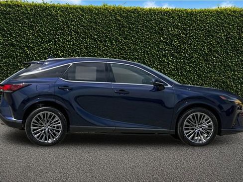 New 2026 Lexus RX 450h AWD image 4