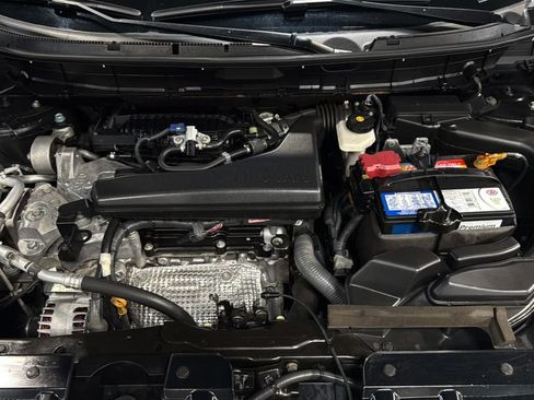 Used 2016 Nissan Rogue SL AWD/4WD image 40