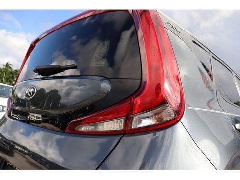Used 2020 Kia Soul S image 17