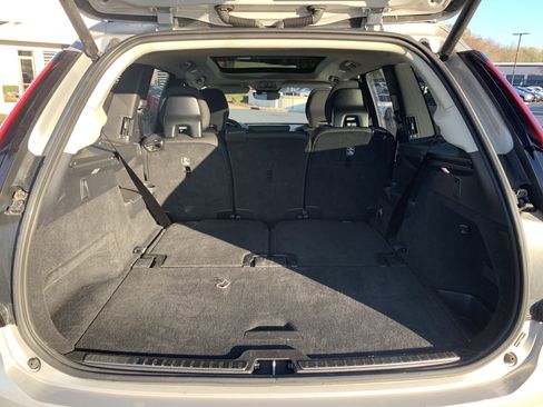 Used 2025 Volvo XC90 B5 Plus image 34
