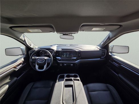 Used 2024 GMC Sierra 1500 SLT image 29