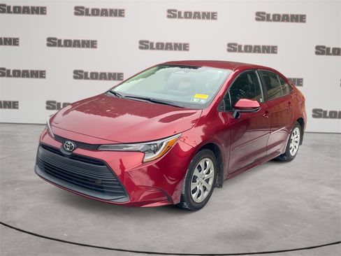 Used 2023 Toyota Corolla LE image 1