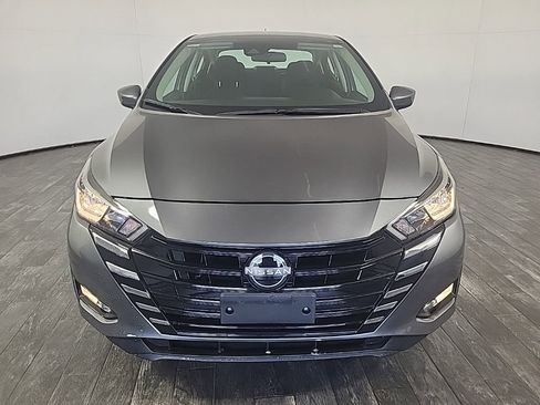 Used 2024 Nissan Versa S image 2