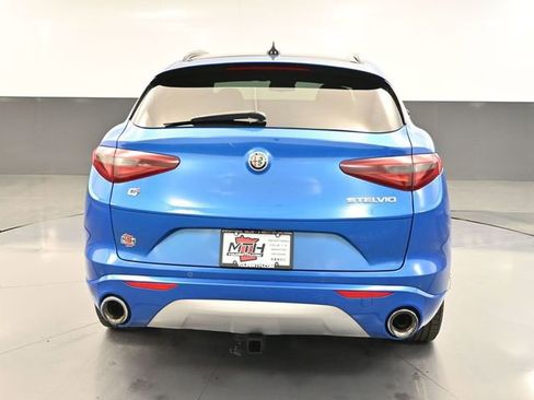 Used 2020 Alfa Romeo Stelvio Ti Sport w/ Quick Order Package 22S Sport AWD/4WD image 7